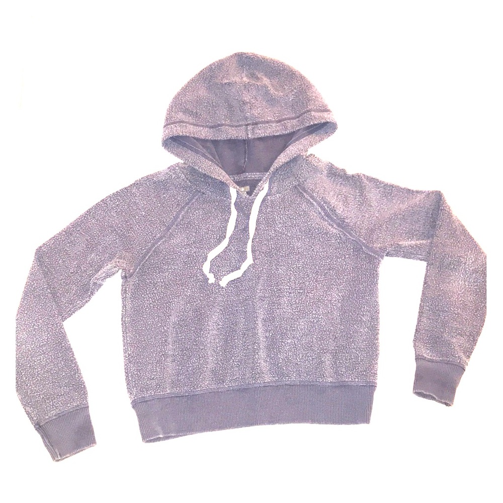 Pullover crop hoodie